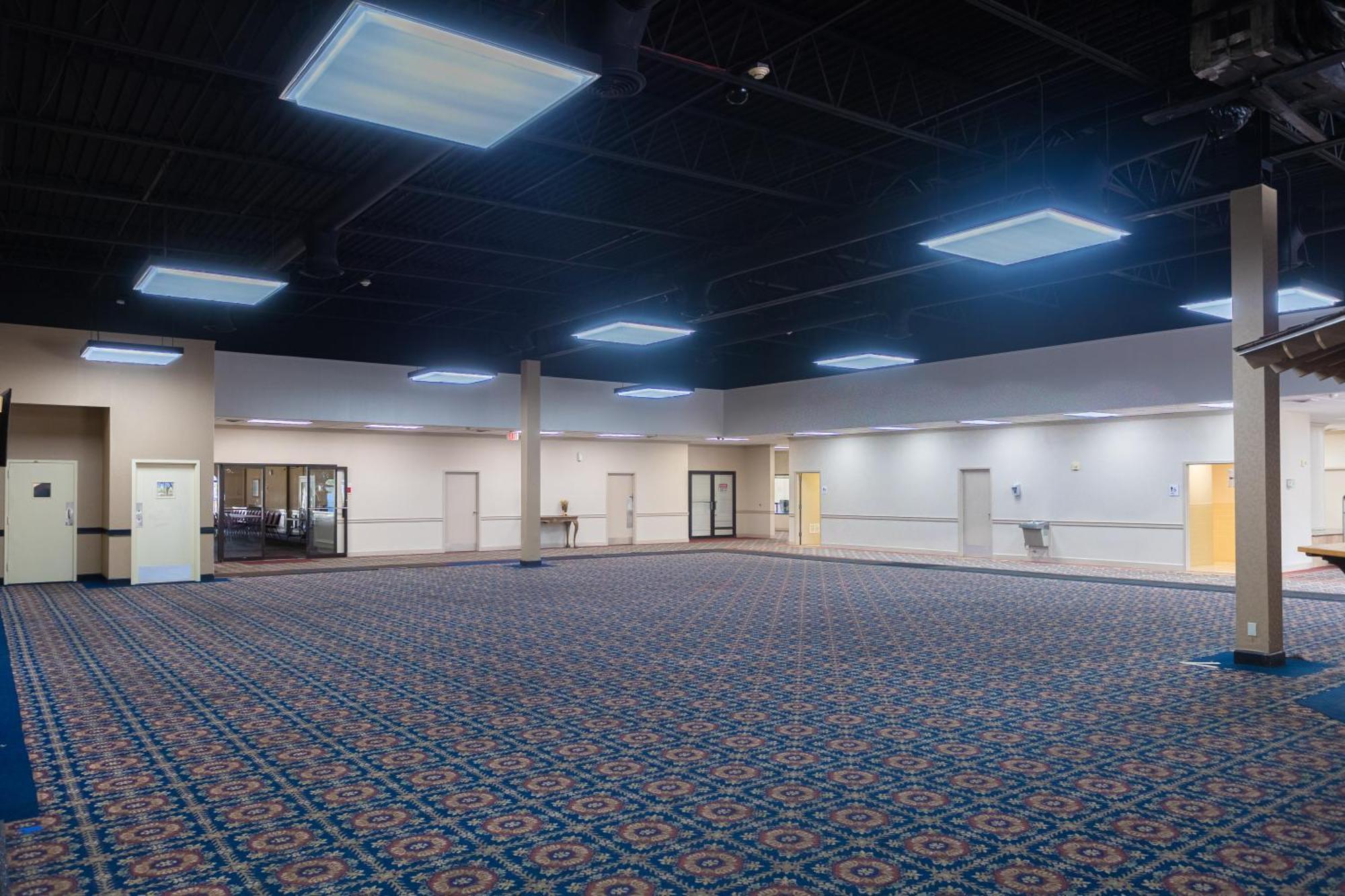 Cottonwood Suites Savannah Hotel & Conference Center Pooler Exterior photo